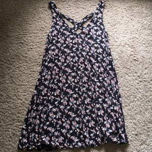 AMERICAN EAGLE Soft & Sexy Black Flower Dress